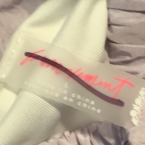 Free People FP Movement shorts lavender size large - Picture 3 of 3